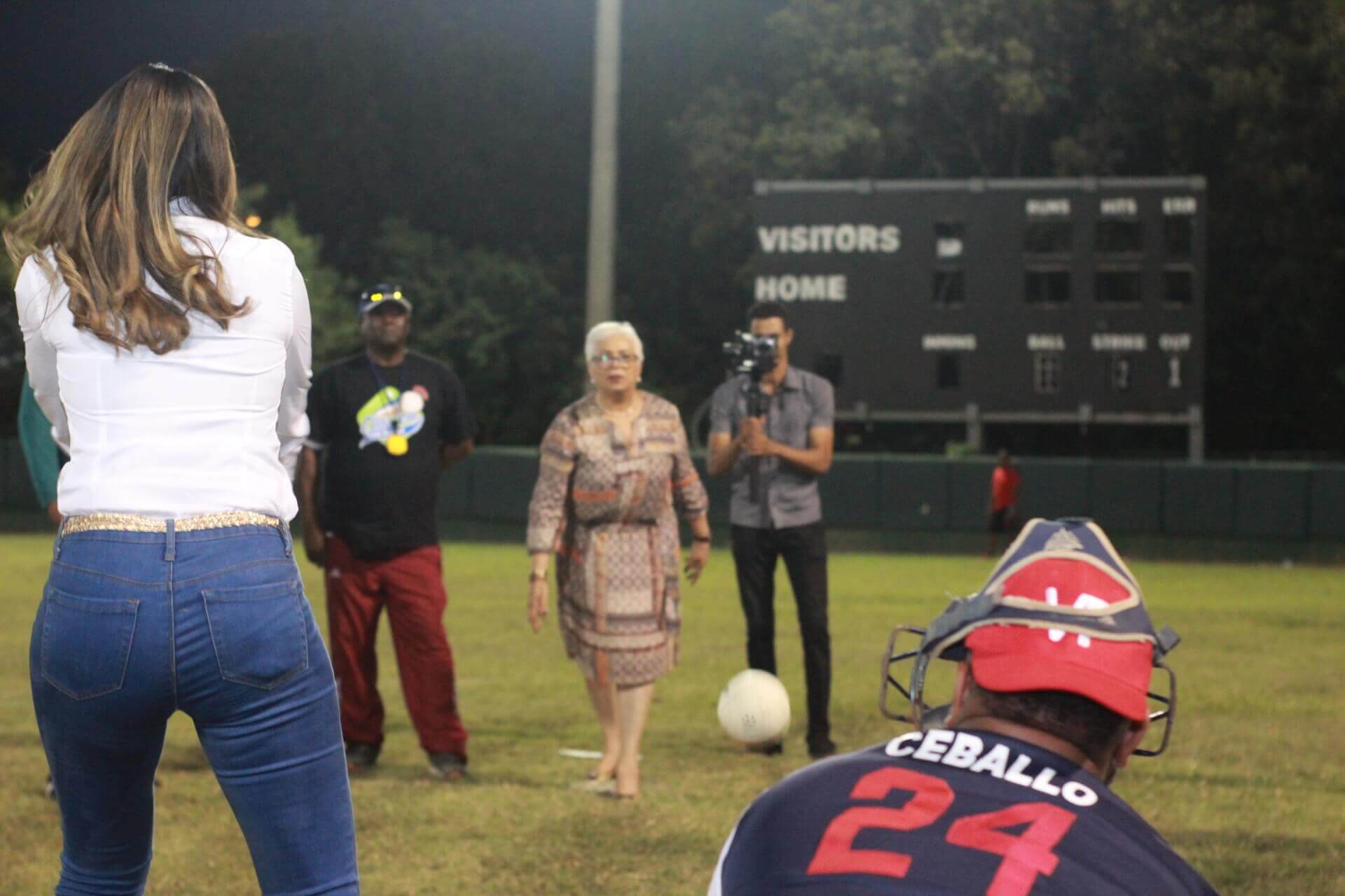 Torneo amistoso vicepresidencia de RD y nuestros huracanes del caribe